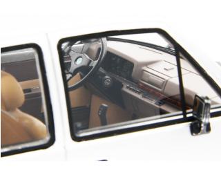 Innocenti De Tomaso Turbo 1983 Grigio metallizzato Laudoracing 1:18 Resinemodell (Türen, Motorhaube... nicht zu öffnen!)